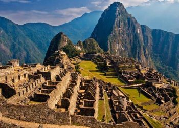 Peru'da hükümet, süren protestolar nedeniyle Machu Picchu'yu süresiz olarak kapattı