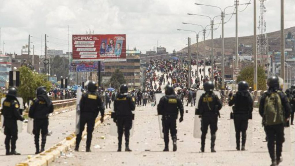 Peru'da protestolar sürüyor: Bazı bölgelerde OHAL ilan edildi