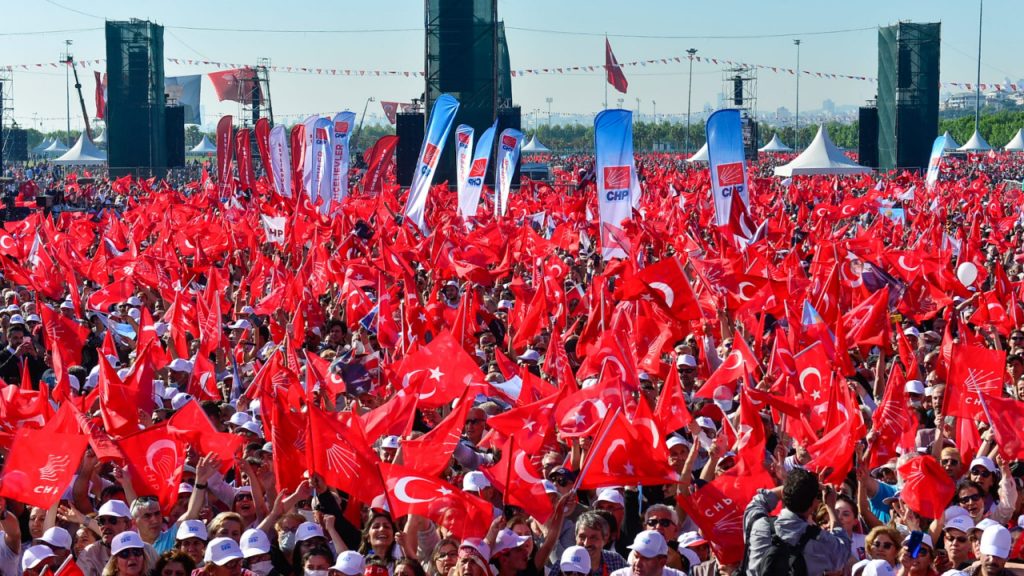 Pervin Buldan'ın '6’lı Masa adayını çeksin, bizimkine oy versin' açıklamasına CHP'den ilk yanıt