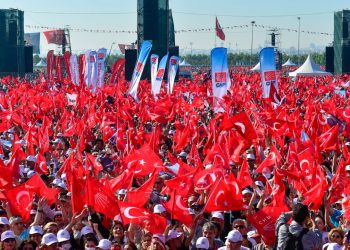 Pervin Buldan'ın '6’lı Masa adayını çeksin, bizimkine oy versin' açıklamasına CHP'den ilk yanıt
