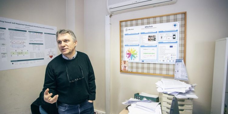 Prof. Ersoy, ‘dekanla uyumlu çalışmadığı’ gerekçesiyle görevinden alındı