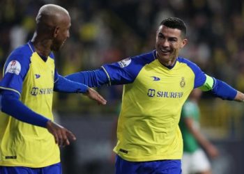 Portekizli yıldız Cristiano Ronaldo, Suudi Arabistan'da yeni takımı Al Nassr formasıyla ilk resmi maçına çıktı. Al Nassr, Suudi Arabistan Profesyonel Ligi'nde Al İttifak'ı 1-0 mağlup etti.