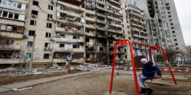 Rusya, Ukrayna'da altyapı tesislerini vurdu