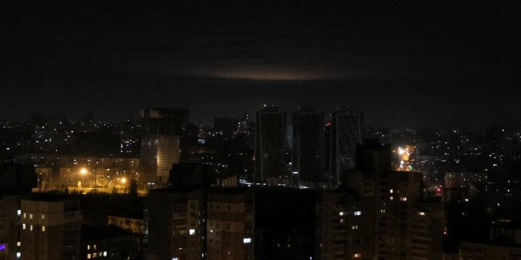 Rusya, Ukrayna'ya yeni yılın ikinci günü de saldırılarını sürdürdü
