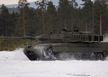 Rusya'dan Almanya'ya uyarı: 'Ukrayna'ya Leopard tankları gönderilmesi ilişkileri olumsuz etkiler'