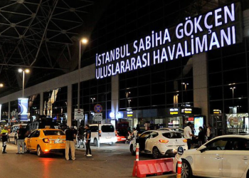 Sabiha Gökçen'de hava trafiği alt üst oldu