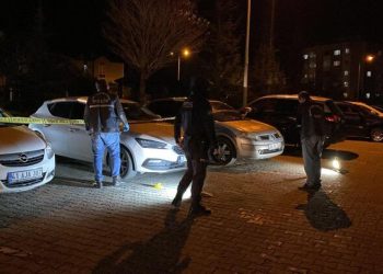 Sağlık teknisyeni Hürrem Doğan, evinin önünde öldürüldü