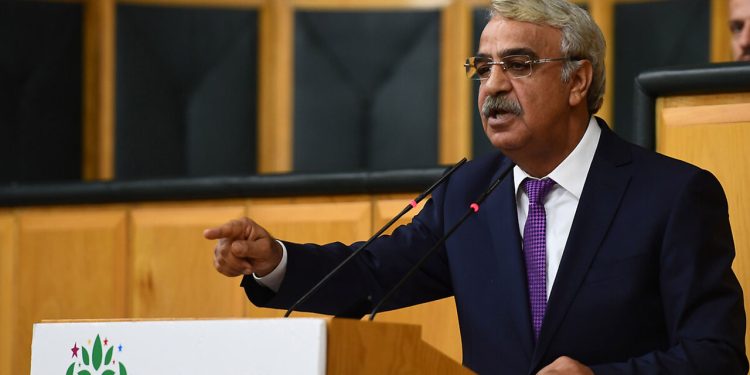 Sancar’dan Bahçeli’ye ‘kapatma’ yanıtı: Tonlarca kilit getirseniz hepsini açarız