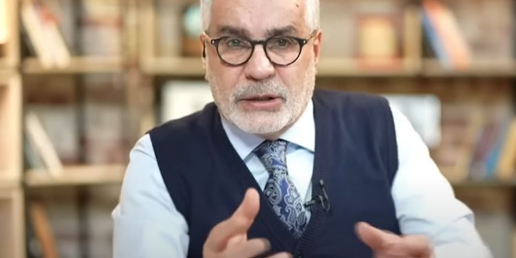 Sedat Peker’in ifşa ettiği Hadi Özışık ‘isyanlarda’: ‘Ben ne yaptım size ya?’