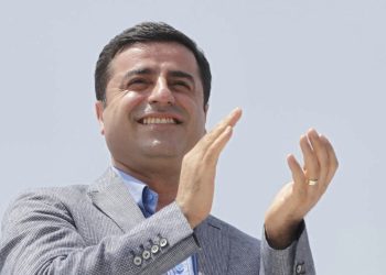 Selahattin Demirtaş: Coşkuyla kazanacağız, el ele kazanacağız, mutlaka kazanacağız