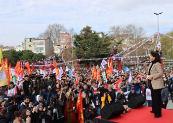 Selahattin Demirtaş’tan seçim şarkısı