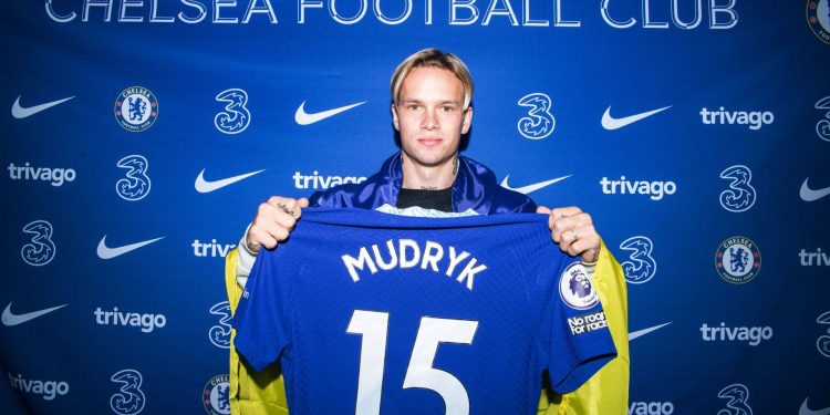 Shakhtar, transfer gelirinin 25 milyon dolarını Ukrayna ordusuna bağışladı