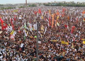 Siyasetçilerden 15 Ocak çağrısı: Umudu haykıracağız