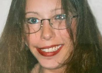 Şizofren kadın 4 yıl sonra dairesinde ölü bulundu: Günlüğüne son yazdıkları yürek burktu