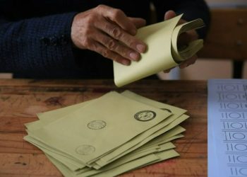 Sosyalist cumhurbaşkanı adayı için 1000 yurttaştan çağrı: 'AKP eskilerine ihtiyacımız yok'