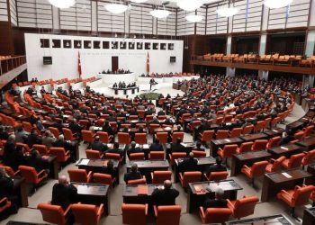 TBMM'de 2023 mesaisi çocuk istismarı nedeniyle verilen önergeler ile başlayacak