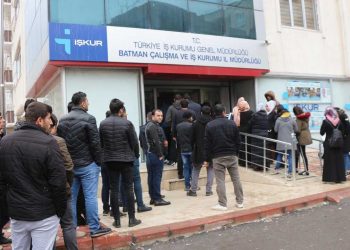 TÜİK'e göre 3 milyon 576 bin kişi işsiz
