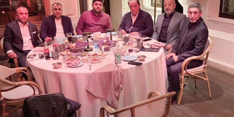 TV100’ün patronunun Çakıcı ile fotoğrafı çıktı