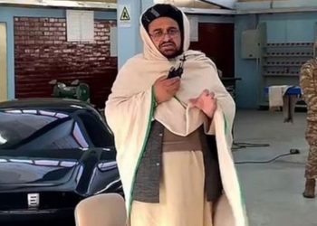 Taliban ilk yerli üretim 'süper arabasını' tanıttı: Toyota Corolla motoruyla çalışıyor