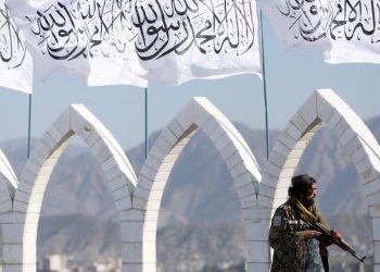 Taliban'dan 25 üyesini öldürdüğünü açıklayan Prens Harry'e yanıt