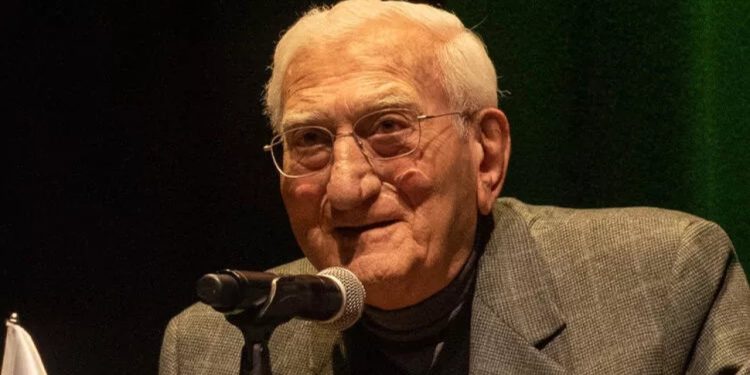 Tekfen’in kurucusu Ali Nihat Gökyiğit vefat etti