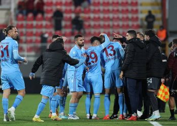 Trabzonspor uzatmalarda galip geldi, Ziraat Türkiye Kupası'nda çeyrek finale yükseldi