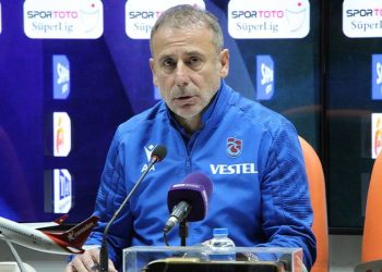 Trabzonspor'da Abdullah Avcı ile "yola devam" kararı