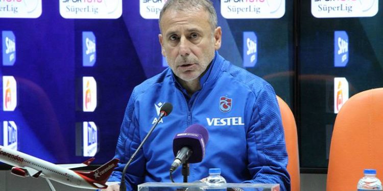 Trabzonspor'da Abdullah Avcı ile "yola devam" kararı