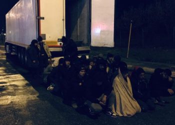 Türkiye'den sınır dışı edilen Afgan göçmenler yaşadıkları kötü muameleyi anlattı