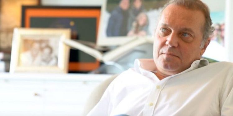 Uzan ailesi Fransa'da Motorola'ya karşı açtığı davayı kazandı