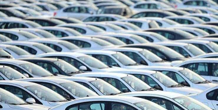 EBS Danışmanlık Genel Müdürü Erol Şahin, hükümetin sıfır otomobillerdeki matrah (vergiye tabi tutar) düzenlemesinin etkisinin bittiğini belirterek, otomobil fiyatlarında artış beklediğini söyledi.