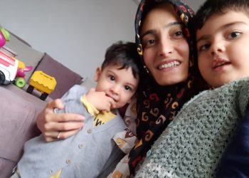 Vertigo hastası ev hanımı, 2 ve 4 yaşındaki iki çocuğuyla hapse atıldı