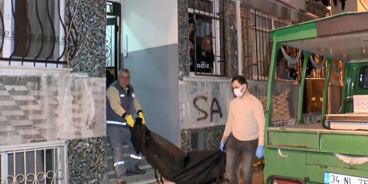 Yaşlı kadın evinde ölü bulundu, ihbarı yapan oğlu gözaltında
