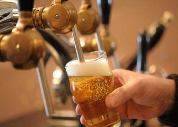 Yetişkinler içki tüketimini haftada iki ile kısıtlamalı