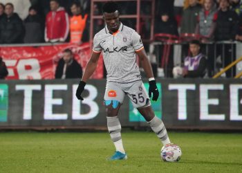 Youssouf Ndayishimiye'ye Fransa’dan iki talip!