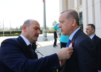 ‘Soylu, özel ekip kurdu; elindeki arşiv Erdoğan’ı korkutuyor’