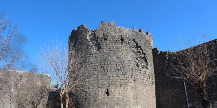 Diyarbakır Surlarının 30 Bölümü Hasar Gördü