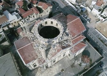 Depremin Şiddeti Tarihi Yapıları da Yıktı