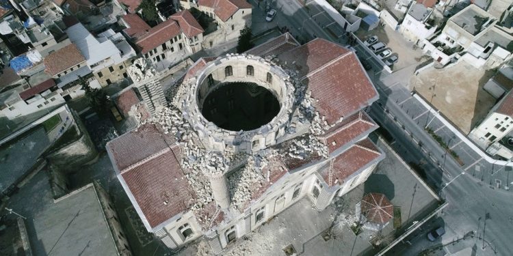 Depremin Şiddeti Tarihi Yapıları da Yıktı