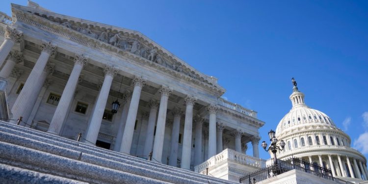 “Türkiye İsveç ve Finlandiya’nın NATO Üyeliğini Onaylayana Kadar F-16 Satışı Değerlendirilmemeli”