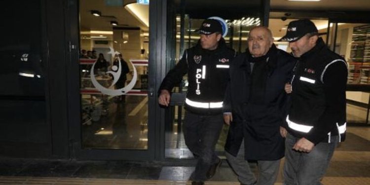 105 kişinin öldüğü Rende Sitesi'nin arsa sahibi Arif Sami Rende tutuklandı