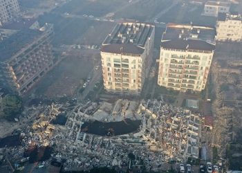 105 kişinin öldüğü sitenin enkazından çıkanlar anlattı: ‘Kolon kesme yok, tıraşlama işlemi var’ dendi