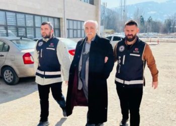 14 kişinin öldüğü Pamukoğlu sitesinin inşaat mühendisi gözaltında