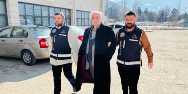 14 kişinin öldüğü Pamukoğlu sitesinin inşaat mühendisi gözaltında