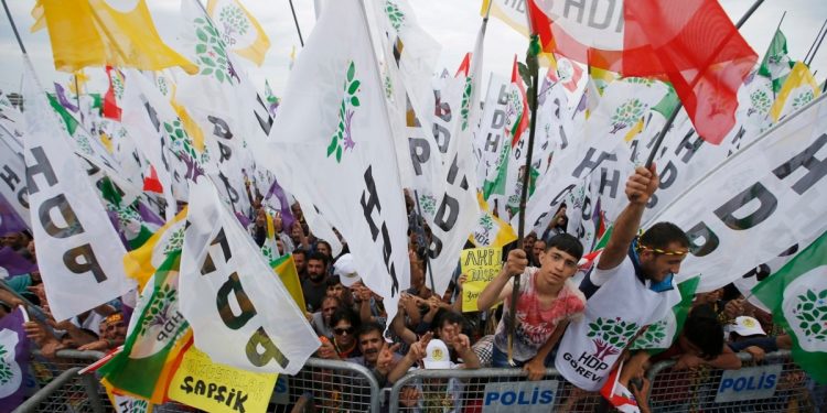 HDP Cumhurbaşkanı Adayında Israrcı Olacak Mı?