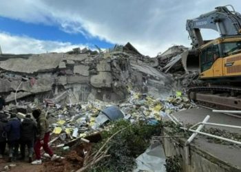 24 kişi 'depremlere ilişkin provokatif paylaşımlar' gerekçesiyle tutuklandı