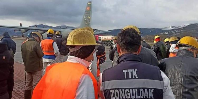 260 madenci saatlerdir Ankara’da bekletiliyor: ‘Kimse kılını kıpırdatmıyor’