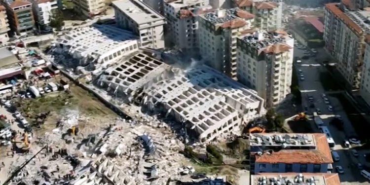 33 bin 143 bina ağır hasarlı çıktı, acil yıkılması gerekiyor