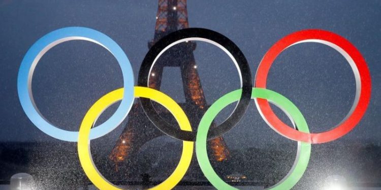 Polonya Spor ve Turizm Bakanı Kamil Bortniczuk, 40 kadar ülkenin 2024'te düzenlenecek Paris Olimpiyatlarını boykot edebileceğini ve bunun bütün etkinliği anlamsız hale getireceğini söyledi.