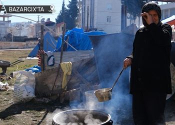 Bazarcix’ta yıkım ekipleri iş başında, aileler eşyalarını kurtarmaya çalışıyor